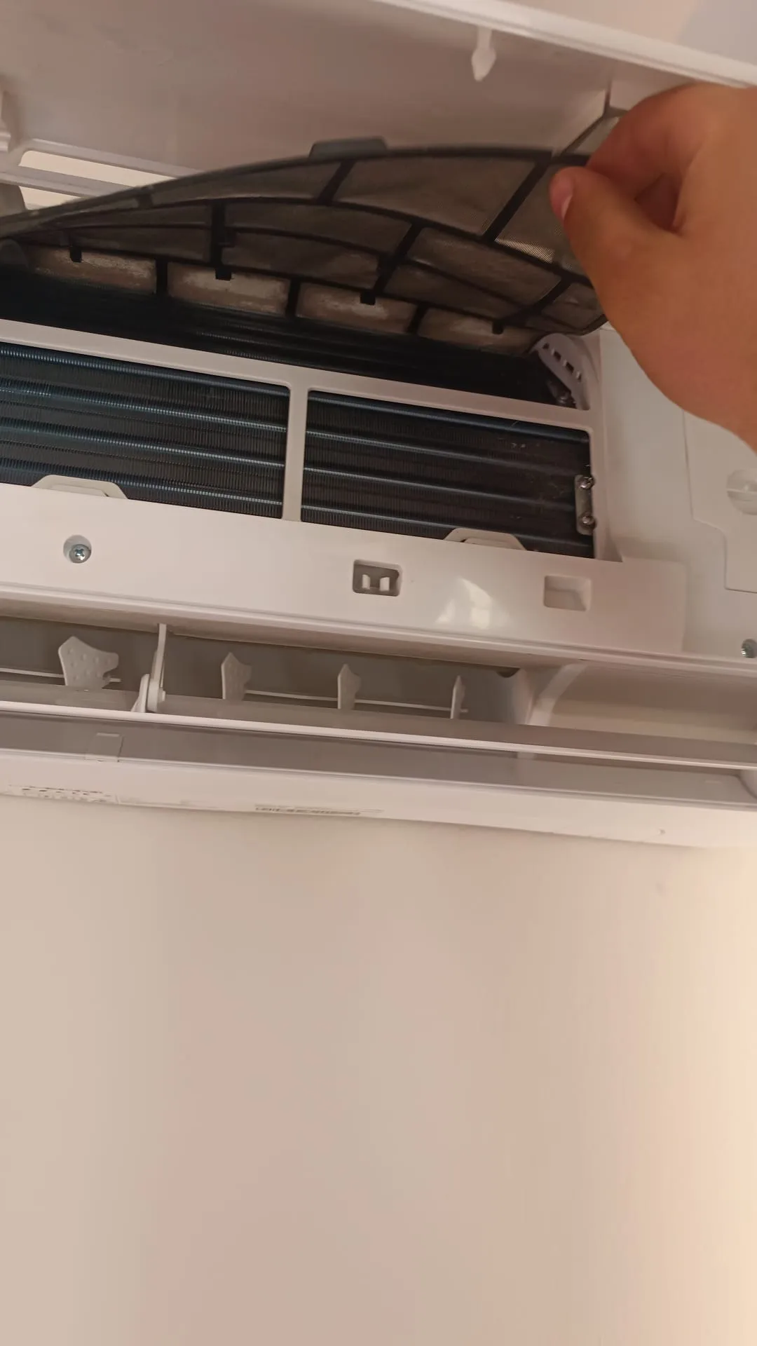 ECA split klima bakım ve onarım çalışması